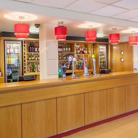 Ibis Budget London Heathrow T5 Slough Dış mekan fotoğraf