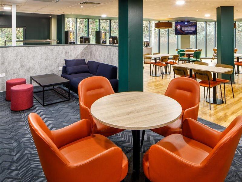 Ibis Budget London Heathrow T5 Slough Dış mekan fotoğraf