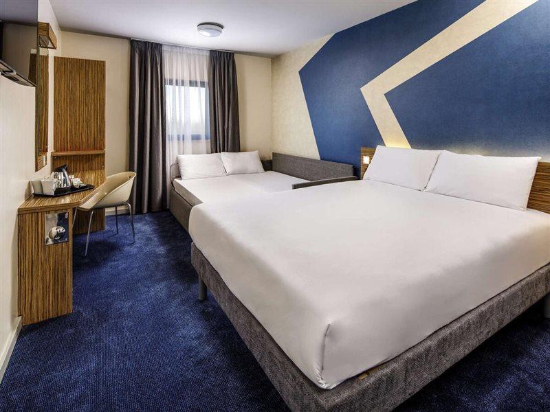 Ibis Budget London Heathrow T5 Slough Dış mekan fotoğraf
