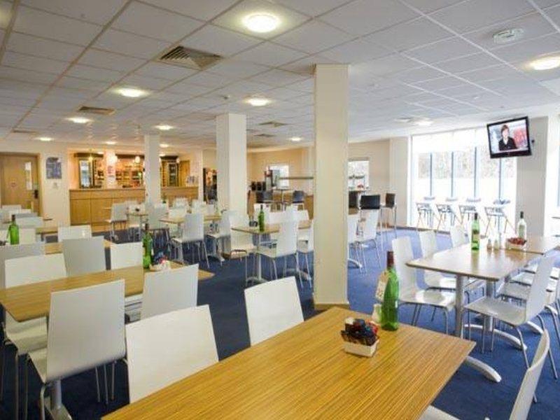 Ibis Budget London Heathrow T5 Slough Dış mekan fotoğraf
